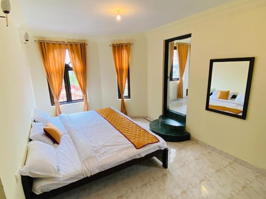 Bob Leisure'S Bed & Breakfast Ooty Exterior photo